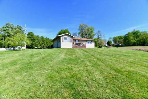 Photo of 801 N 400 W, Bargersville, IN