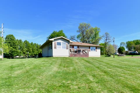 Photo of 801 N 400 W, Bargersville, IN