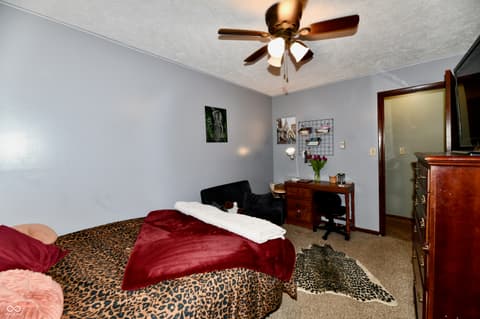 Photo of 801 N 400 W, Bargersville, IN