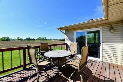 Photo of 801 N 400 W, Bargersville, IN