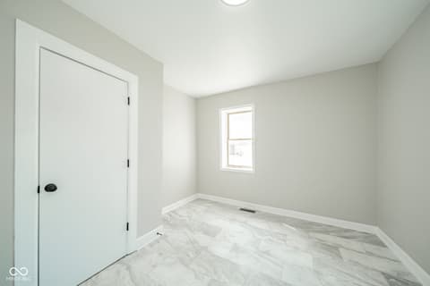 Photo of 314 Craven Street, Sweetser, IN