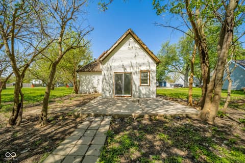 Photo of 314 Craven Street, Sweetser, IN