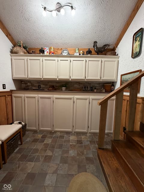 Laundry room at 12340 N Cedarwood Drive, Mooresville, IN