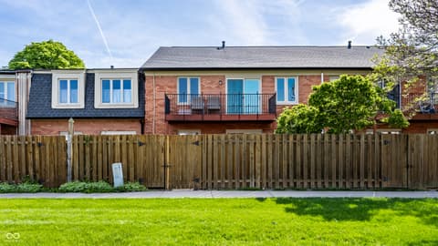 Photo of 1176 Canterbury Court, Indianapolis, IN