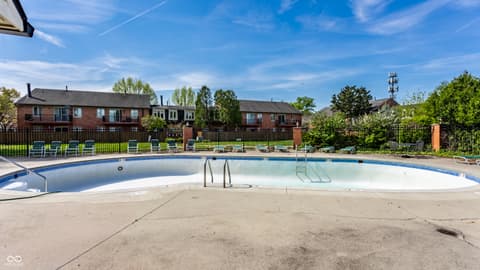 Photo of 1176 Canterbury Court, Indianapolis, IN