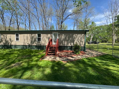 Front exterior at 6842 N Gray Road, Mooresville, IN
