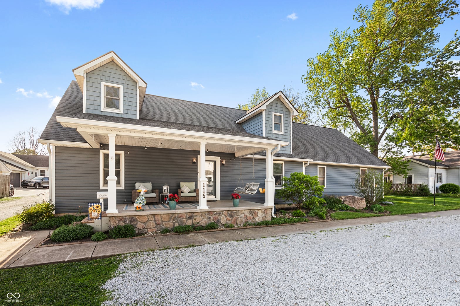 Photo of 115 N Front Street, Thorntown, IN