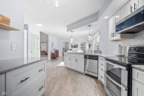 Photo of 115 N Front Street, Thorntown, IN