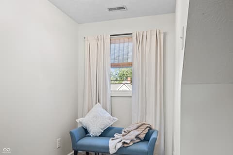 Photo of 115 N Front Street, Thorntown, IN