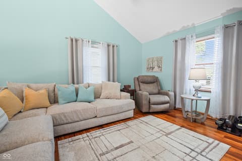 Photo of 115 N Front Street, Thorntown, IN