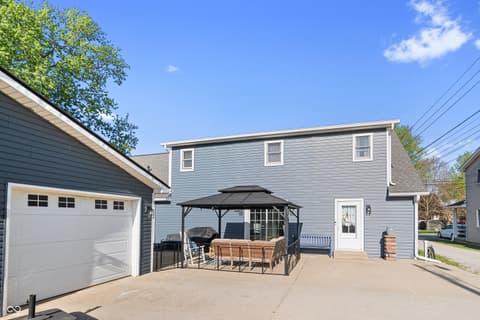 Photo of 115 N Front Street, Thorntown, IN