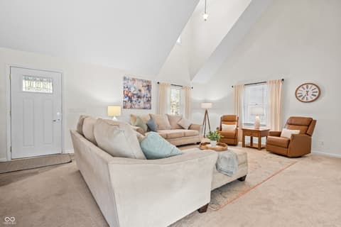 Photo of 115 N Front Street, Thorntown, IN