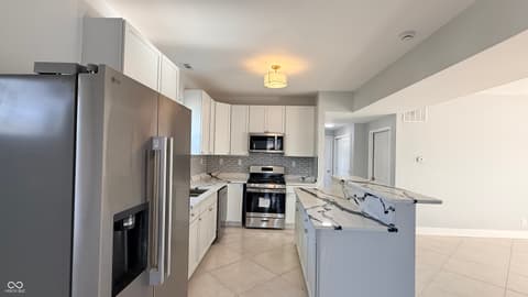 Kitchen at 189 Pinedale Drive, Whiteland, IN