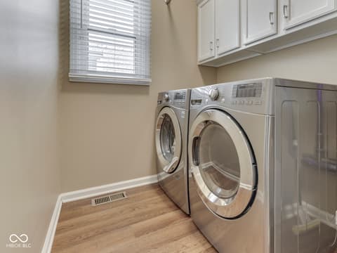 Laundry room at 664 Vandyke Way, Greenwood, IN