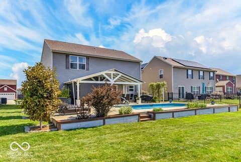 Photo of 886 Starflower Trace, Greenwood, IN
