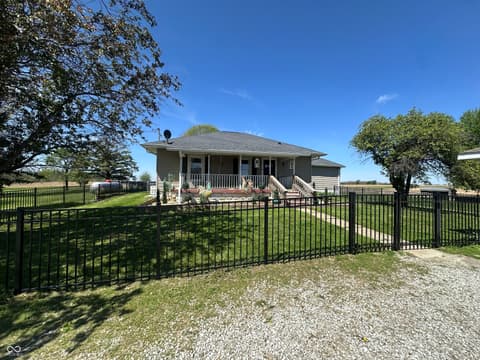 Photo of 8021 E State Road 236, Roachdale, IN