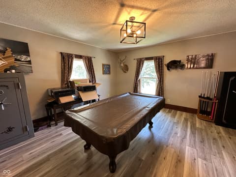Photo of 8021 E State Road 236, Roachdale, IN