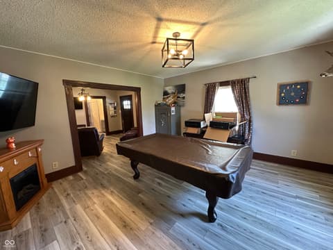 Photo of 8021 E State Road 236, Roachdale, IN