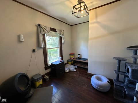 Photo of 8021 E State Road 236, Roachdale, IN
