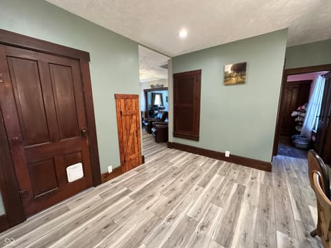 Photo of 8021 E State Road 236, Roachdale, IN