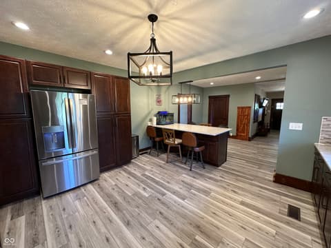 Photo of 8021 E State Road 236, Roachdale, IN