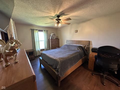 Photo of 8021 E State Road 236, Roachdale, IN