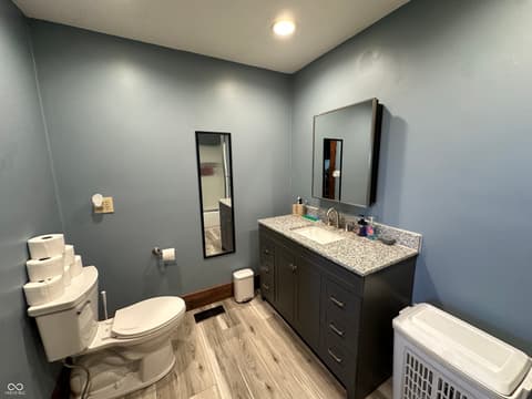 Photo of 8021 E State Road 236, Roachdale, IN