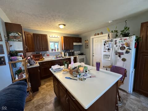 Photo of 8021 E State Road 236, Roachdale, IN