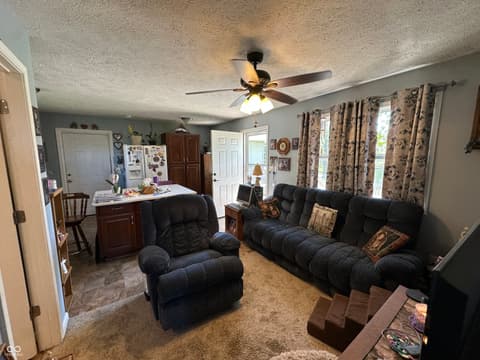 Photo of 8021 E State Road 236, Roachdale, IN