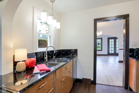 Photo of 79 N 14th Avenue, Beech Grove, IN