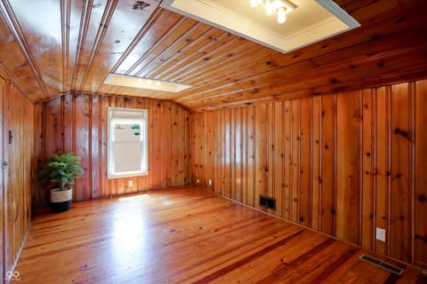 Photo of 79 N 14th Avenue, Beech Grove, IN