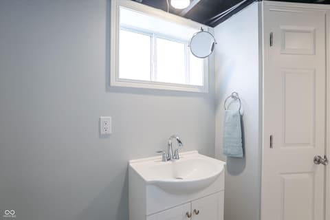Photo of 79 N 14th Avenue, Beech Grove, IN