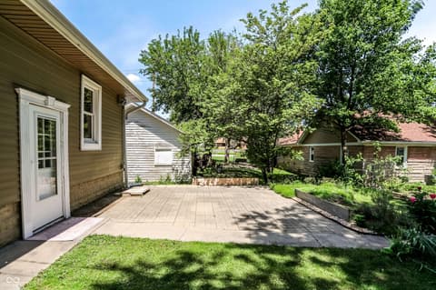 Photo of 79 N 14th Avenue, Beech Grove, IN