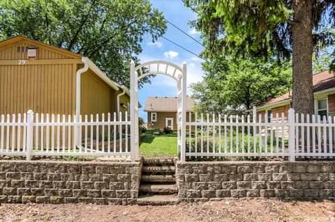 Photo of 79 N 14th Avenue, Beech Grove, IN