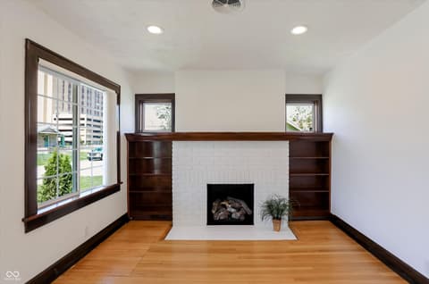 Photo of 79 N 14th Avenue, Beech Grove, IN