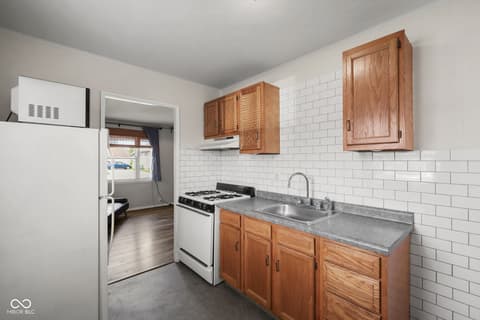 Kitchen at 118 S Dill Street, Muncie, IN