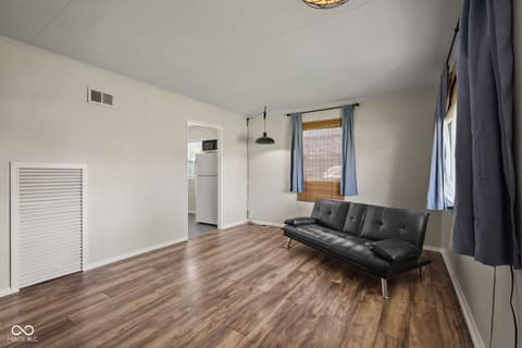 Sitting Room — 118 S Dill Street, Muncie, IN