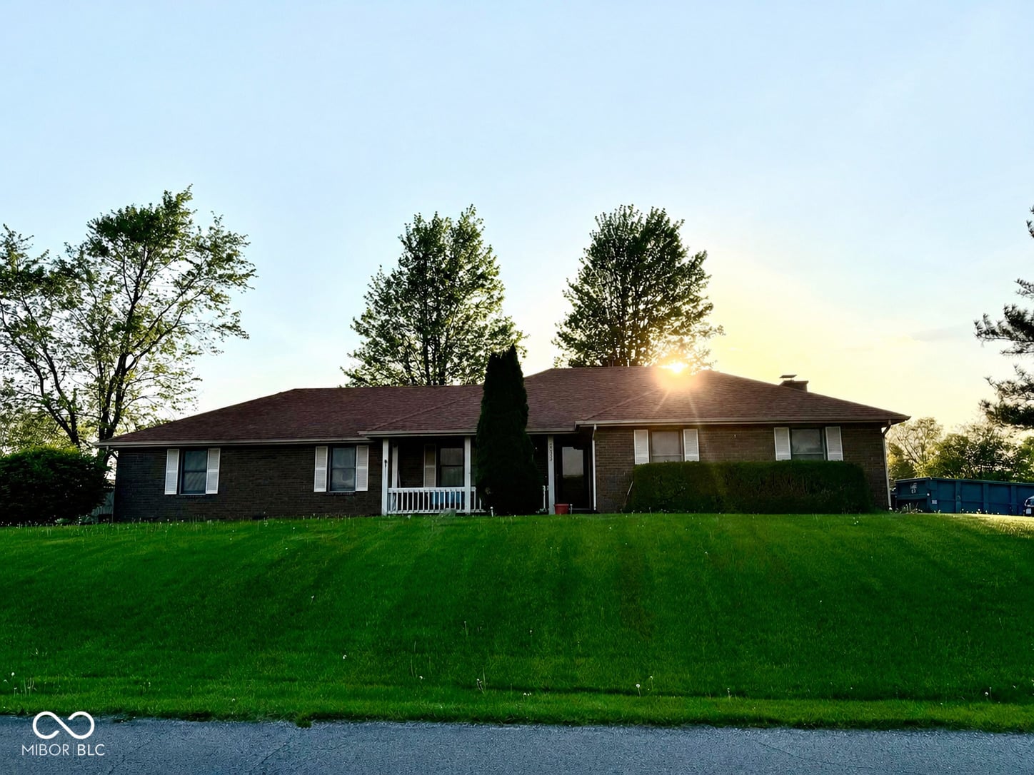 Photo of 2333 Windmire Way, Anderson, IN