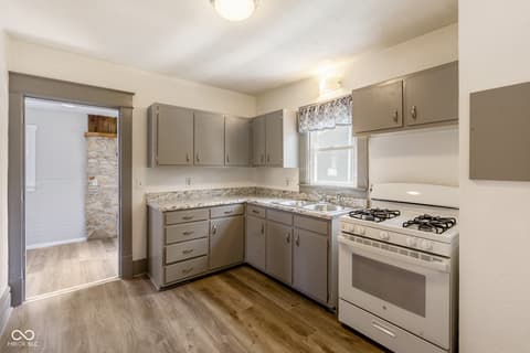 Photo of 624 N Pine Street, Seymour, IN