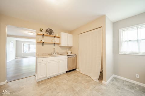 Kitchen at 902 Progress Street, Middletown, IN