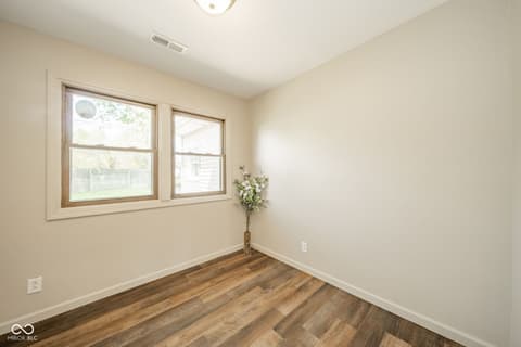 Bedroom at 902 Progress Street, Middletown, IN