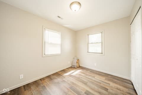 Bedroom at 902 Progress Street, Middletown, IN