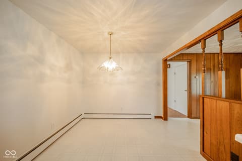 Photo of 1016 Brunswick Way, Anderson, IN