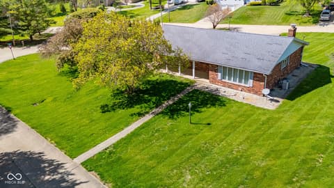 Photo of 1016 Brunswick Way, Anderson, IN