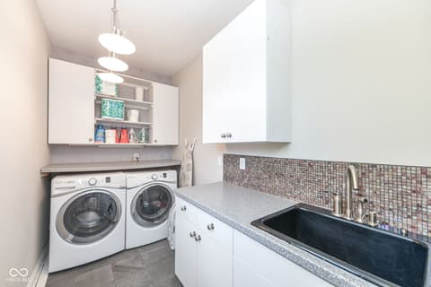 Laundry room at 12496 Pembrooke Circle, Carmel, IN