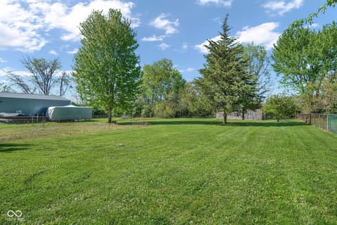 Yard at 6784 E County Road 100 S, Avon, IN