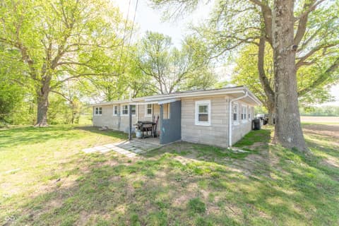 Photo of 7930 E 25th Street, Columbus, IN