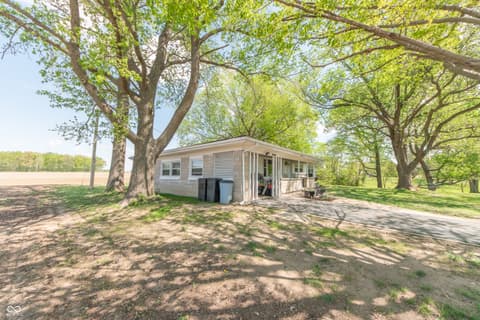Photo of 7930 E 25th Street, Columbus, IN