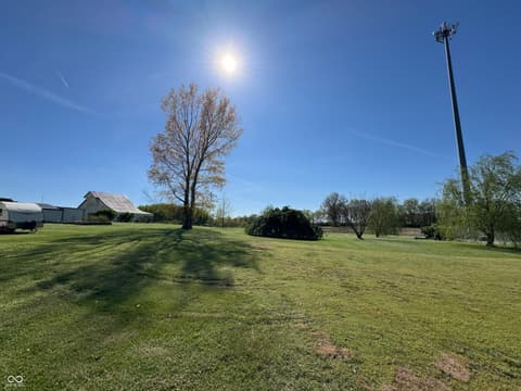 Yard at 2335 N Main Street, Rushville, IN