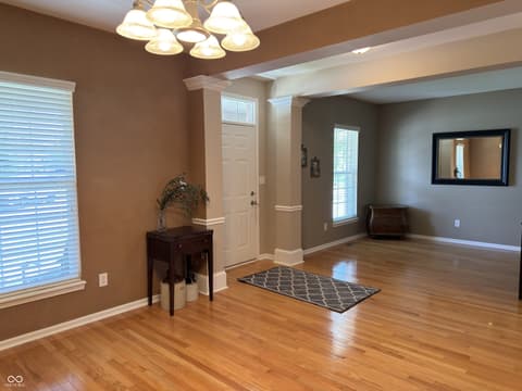 Photo of 334 Arborglen Drive, Brownsburg, IN